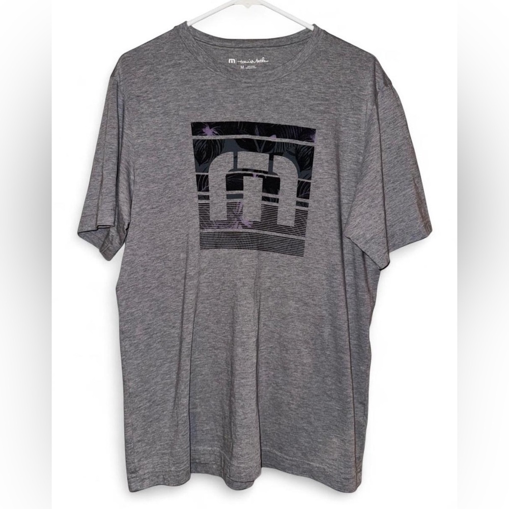 Travis Mathew Gray Short-Sleeve Tee with front Graphic